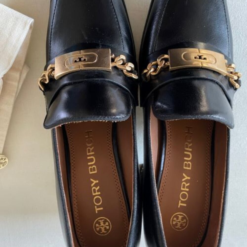 Tory Burch Loafers Chain Heel Black Pumps Logo Leather Shoes Sz 8 - Picture 3 of 5